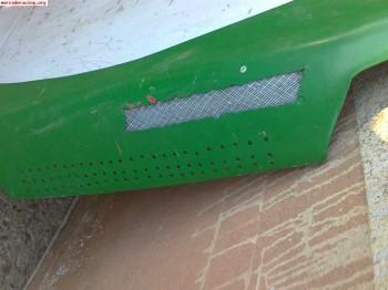 Vendo capó delantero de fibra.