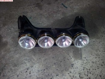 Focada con  luces de neon