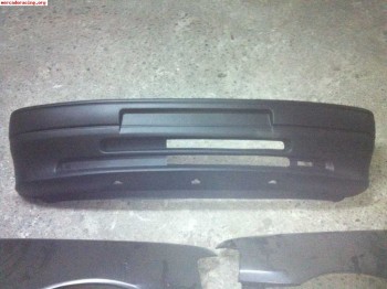 Se venden aletas y defensa del.106(a estrenar)120e