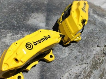 Se vende kit de frenos brembo,clio,psa,alfa