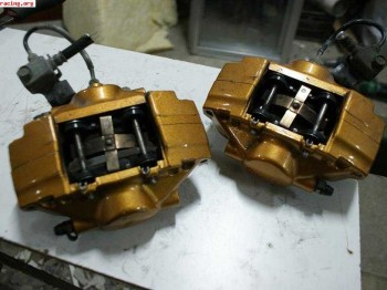 Vendo pinzas traseras de 2 pistones de nissan 350z con pasti