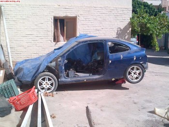 Megane 2.0 16v ****2.000 euros***** con material copa megane