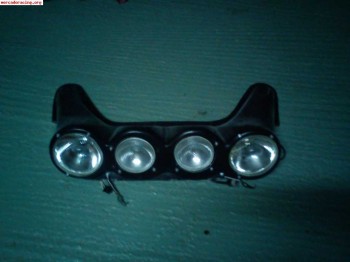 Se vende parrilla faros para saxo