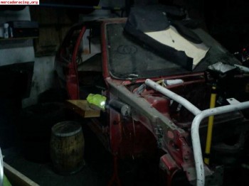 Vendo carrocería documentada de 106 sport ( granate)