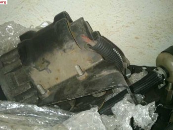 Se vende bomba de direccion de saxo