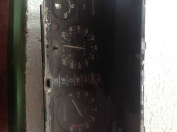 Se vende cuentakilometros de ax gt/gti