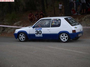 Carrocería 205 rallye con documentación de rallyes, 1.200 eu