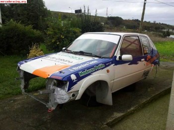 Carroceria de 205 rallye de carreras