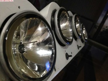 Parrilla faros xenón hella 400€