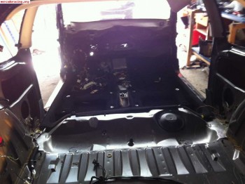 Vendo o cambio carroceria de 206 con golpe