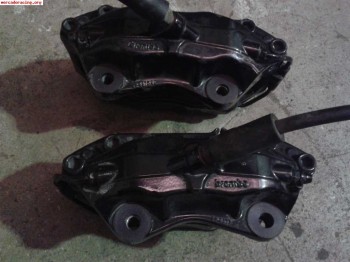 Pinzas brembo 4 pistones 200 euros