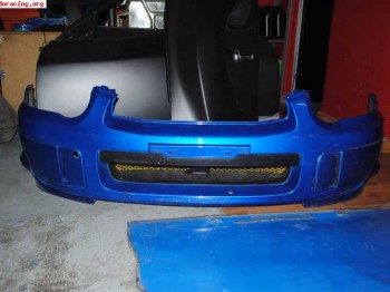 Se vende piezas de carroceria de subaru