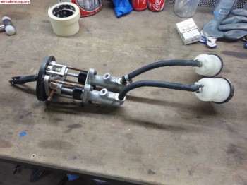 Doble bomba de freno con repartidor