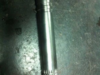 Barra mecanizada de palier ax.