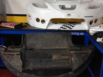 Splitter, fondo plano y difusor carbono supercopa mk2