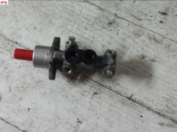 Trapecios 106 rallye y bomba de freno de 20