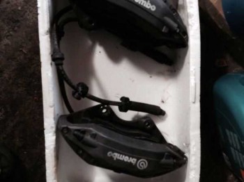 Vendo pinzas brembo de 4 pistones