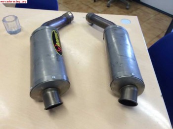 2 escapes akrapovic titanio