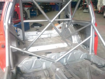 Se vende carroceria con barras 106