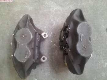 Pinzas de freno 4 pistones mercedes