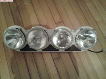 Parrilla de faros saxo