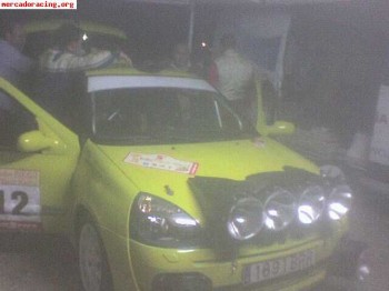 Vendo parrilla de carbono para clio sport.