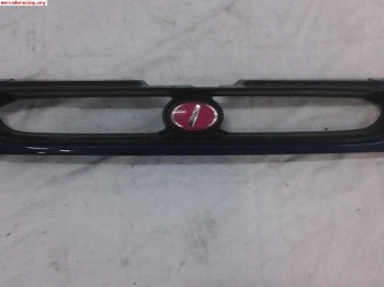 Calandra subaru impreza wrx sti color azul