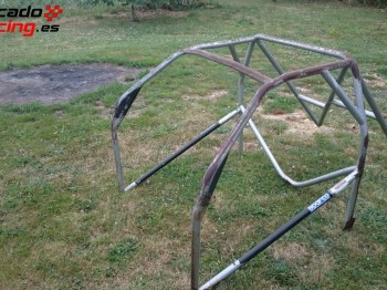 Jaula antivuelco realizada en cromo-molibdeno