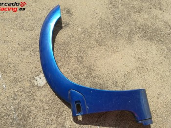 Aletin delantero derecho de saxo