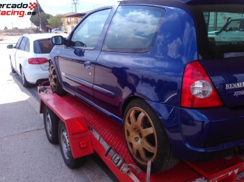 Carrocería renault clio sport 