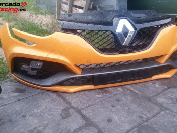 Paragolpes megane rs