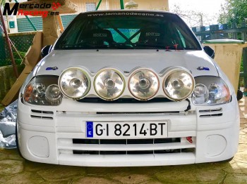 Parrilla de faros clío sport