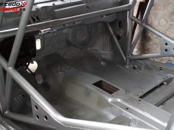 Carroceria clio sport con barras omp