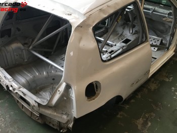 Carroceria clío sport fase 1 de rallyes. (accidentada)