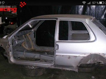 Vendo carrroceria  de citroen saxo vts 1.6 8v