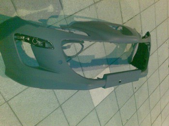 Defensa delantera de peugeot 308 nueva sin estrenar y original