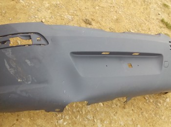 Defensa trasera nueva de peugeot 308