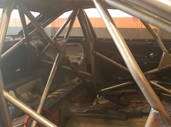 Carroceria de m3 e46 con cuna de m5 e39 con arco de seguridad homologa