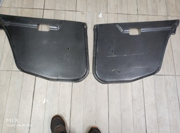 Paneles de puerta trasero  de mitsubishi evo carbono