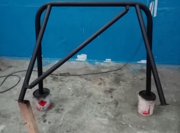 Vendo arco de seguridad para  seat 127