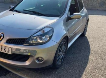 Vendo carrocería completa  de renault clio sport 3