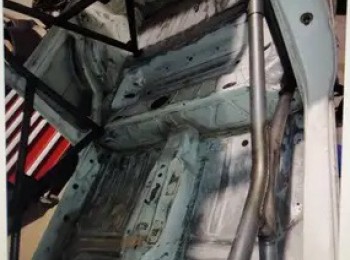 Vendo carroceria con barras de citroen ax