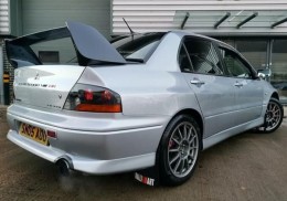 Documentacion mitsubishi e7 uk