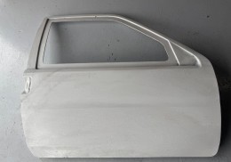 Puerta derecha citroen saxo ligera de fibra de vidrio para competición 