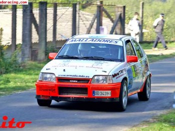 Se vende amortiguadores para opel kadett