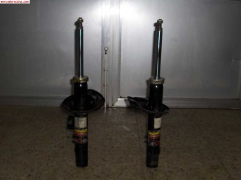 Vendo amortiguadores delanteros de peugeot 205 gti