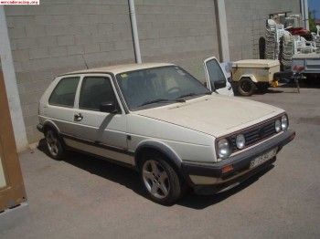 Vendo a muy buen precio carroceria y varios de golf mkii