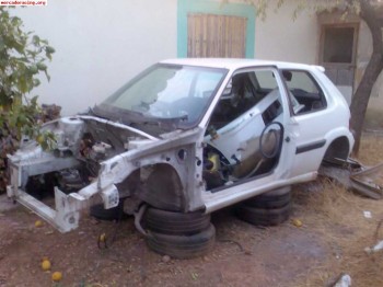 Vendo carroceria de saxo fase 1 vts 1600 8v con papeles