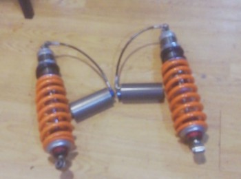 Suspensión trasera dos vías yacar, semog etc.. 