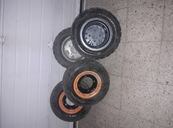Se vende 4 llantas para semog 